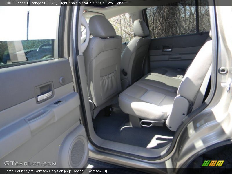 Light Khaki Metallic / Khaki Two-Tone 2007 Dodge Durango SLT 4x4