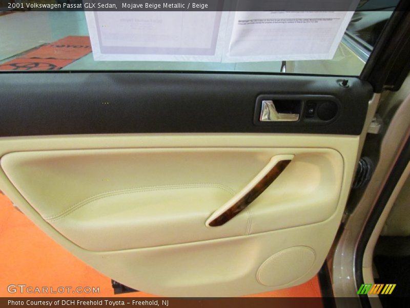 Mojave Beige Metallic / Beige 2001 Volkswagen Passat GLX Sedan