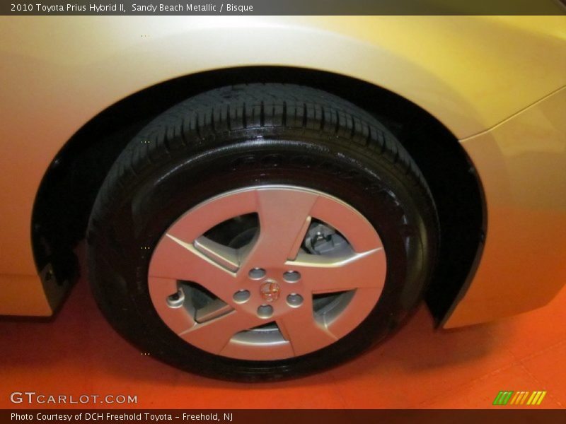Sandy Beach Metallic / Bisque 2010 Toyota Prius Hybrid II
