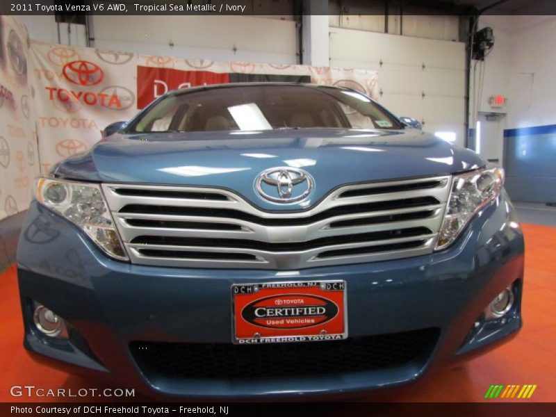 Tropical Sea Metallic / Ivory 2011 Toyota Venza V6 AWD