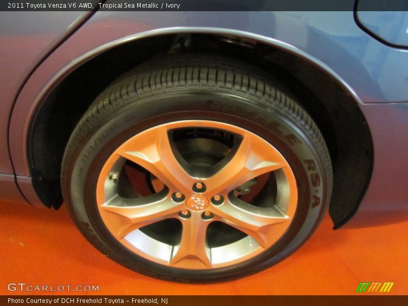 Tropical Sea Metallic / Ivory 2011 Toyota Venza V6 AWD