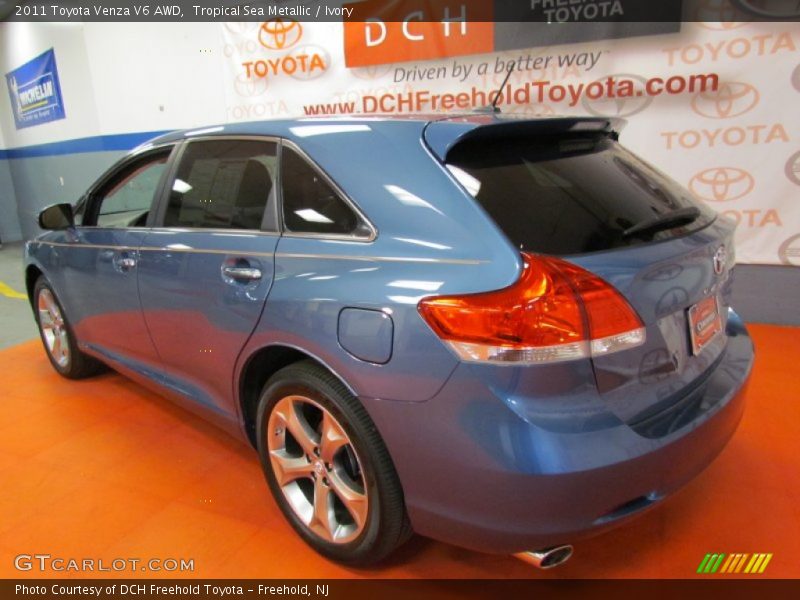 Tropical Sea Metallic / Ivory 2011 Toyota Venza V6 AWD