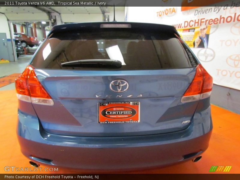 Tropical Sea Metallic / Ivory 2011 Toyota Venza V6 AWD