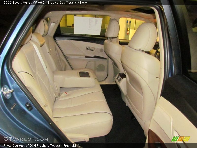 Tropical Sea Metallic / Ivory 2011 Toyota Venza V6 AWD