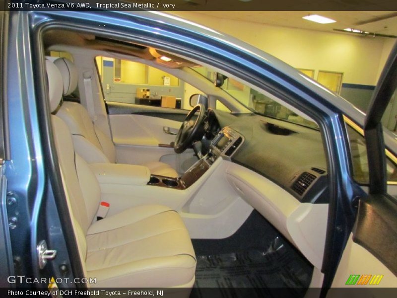 Tropical Sea Metallic / Ivory 2011 Toyota Venza V6 AWD
