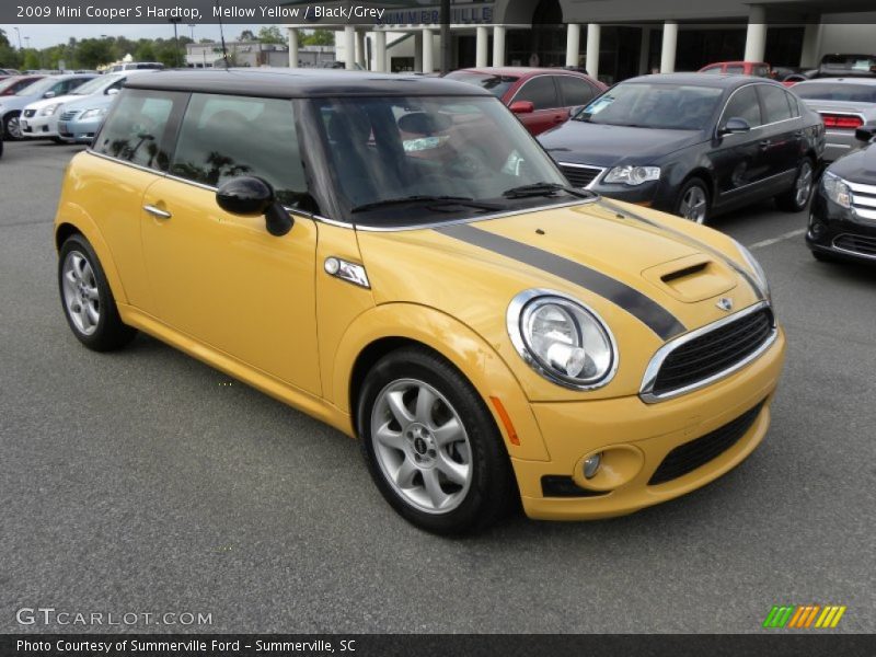 Mellow Yellow / Black/Grey 2009 Mini Cooper S Hardtop