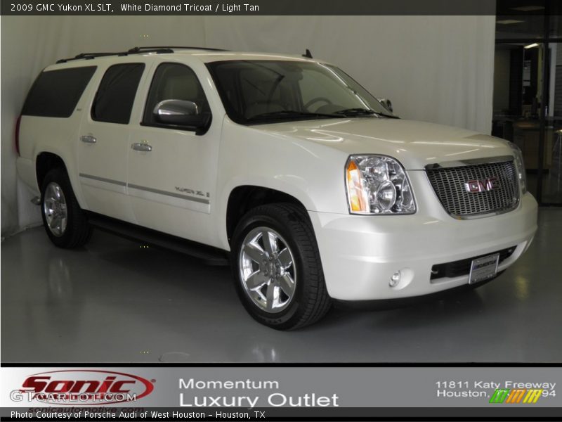 White Diamond Tricoat / Light Tan 2009 GMC Yukon XL SLT