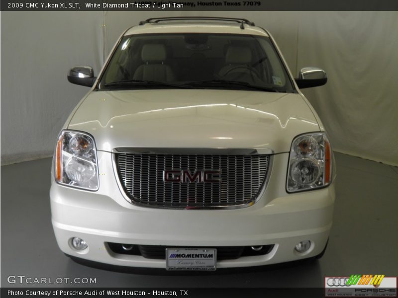 White Diamond Tricoat / Light Tan 2009 GMC Yukon XL SLT