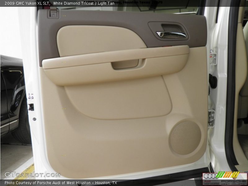 White Diamond Tricoat / Light Tan 2009 GMC Yukon XL SLT