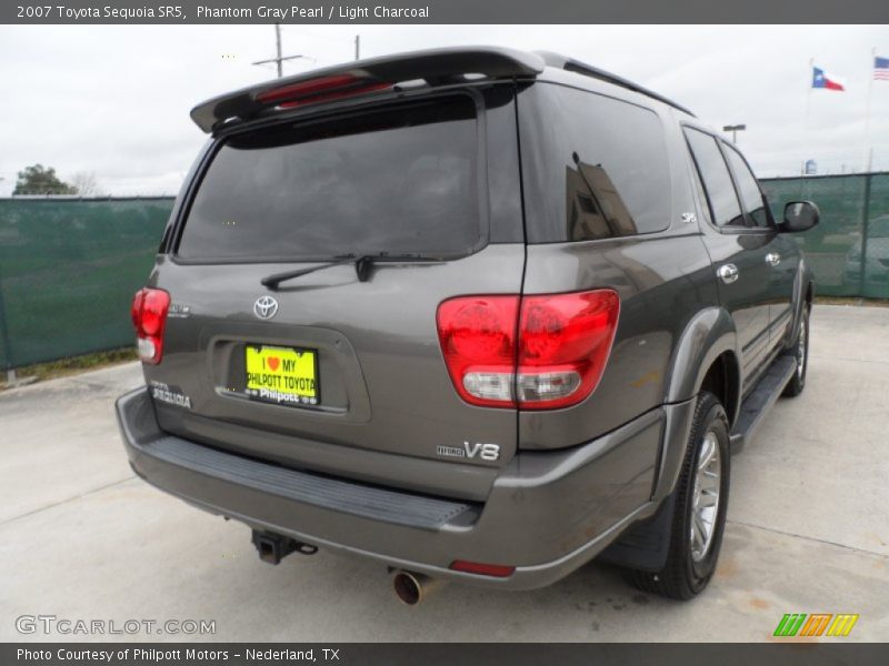 Phantom Gray Pearl / Light Charcoal 2007 Toyota Sequoia SR5