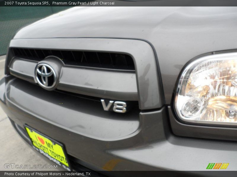 Phantom Gray Pearl / Light Charcoal 2007 Toyota Sequoia SR5