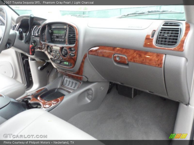 Phantom Gray Pearl / Light Charcoal 2007 Toyota Sequoia SR5