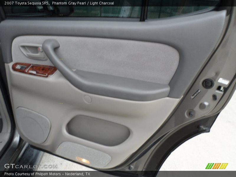 Phantom Gray Pearl / Light Charcoal 2007 Toyota Sequoia SR5