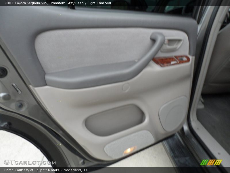Phantom Gray Pearl / Light Charcoal 2007 Toyota Sequoia SR5