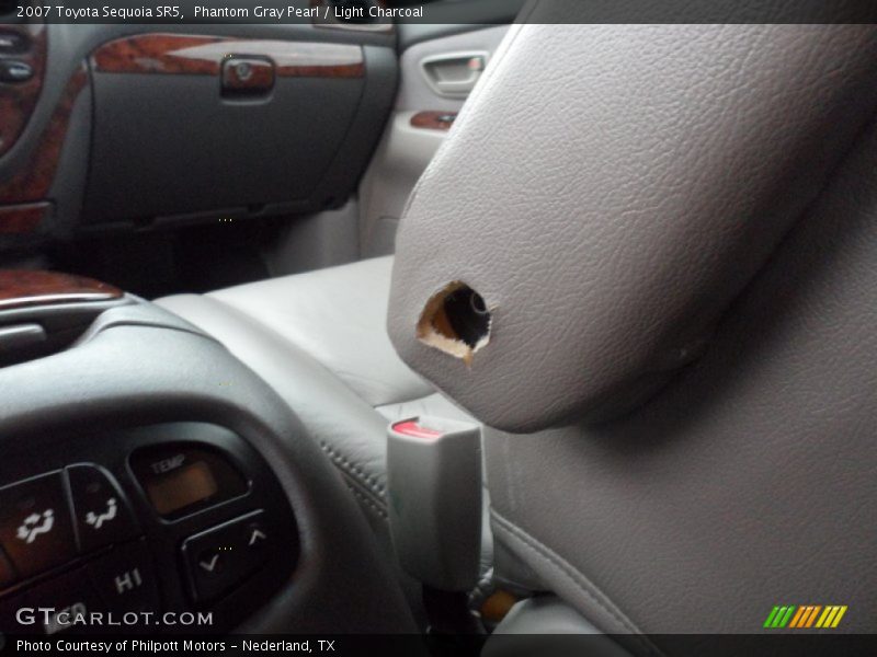 Phantom Gray Pearl / Light Charcoal 2007 Toyota Sequoia SR5