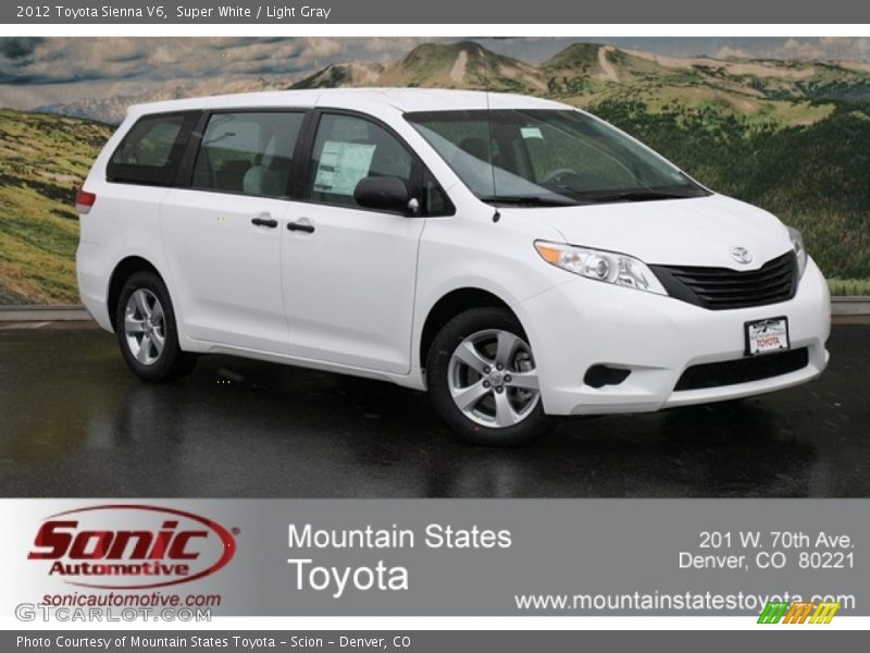 Super White / Light Gray 2012 Toyota Sienna V6