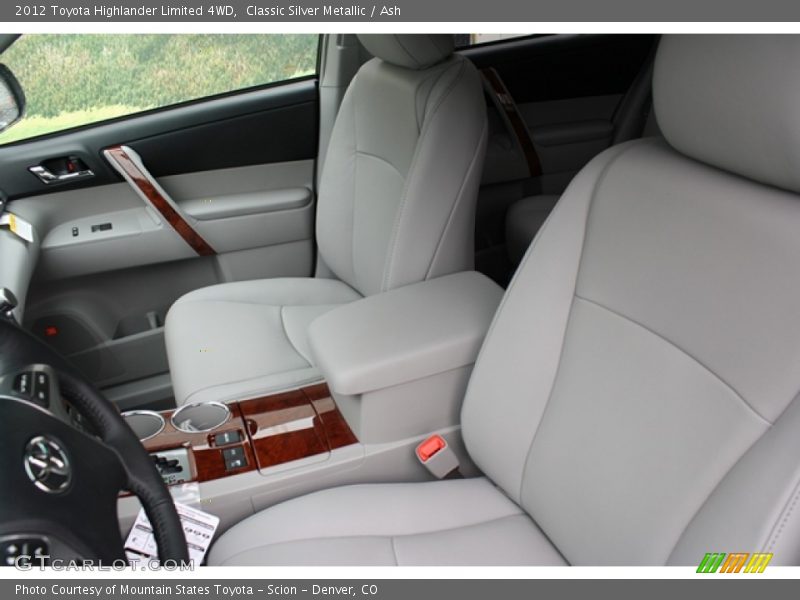 Classic Silver Metallic / Ash 2012 Toyota Highlander Limited 4WD