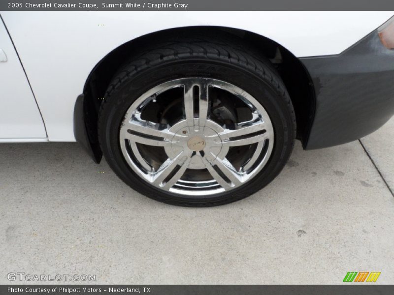 Summit White / Graphite Gray 2005 Chevrolet Cavalier Coupe