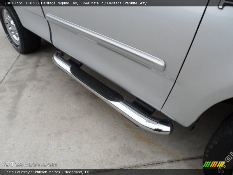 Silver Metallic / Heritage Graphite Grey 2004 Ford F150 STX Heritage Regular Cab