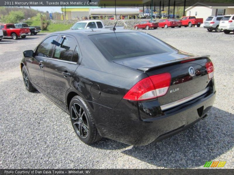 Tuxedo Black Metallic / Camel 2011 Mercury Milan I4