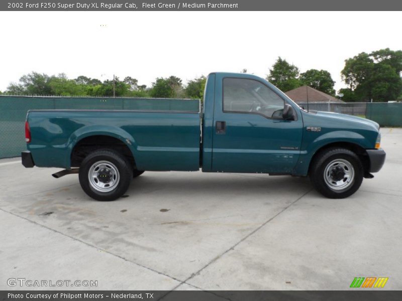 Fleet Green / Medium Parchment 2002 Ford F250 Super Duty XL Regular Cab