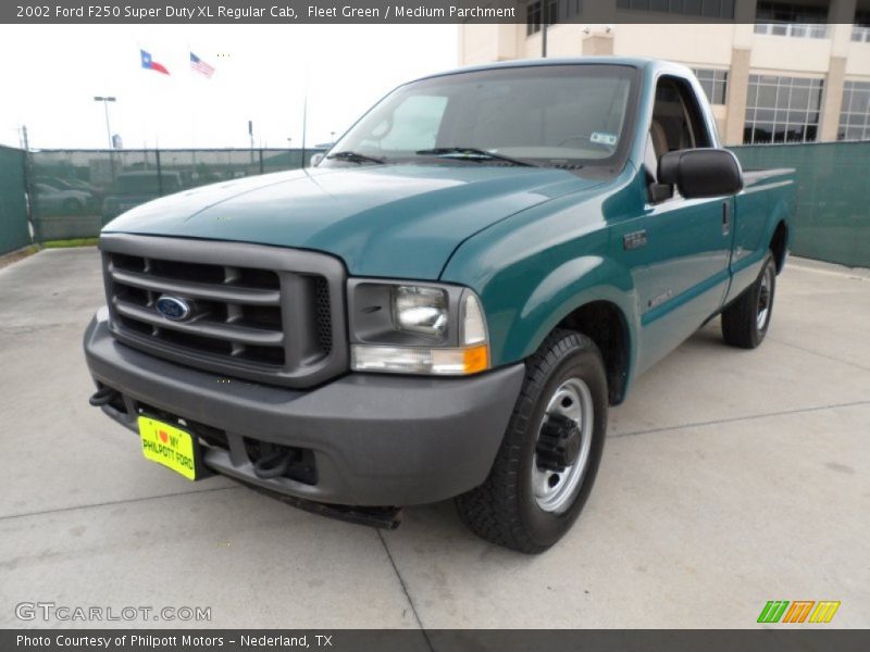 Fleet Green / Medium Parchment 2002 Ford F250 Super Duty XL Regular Cab