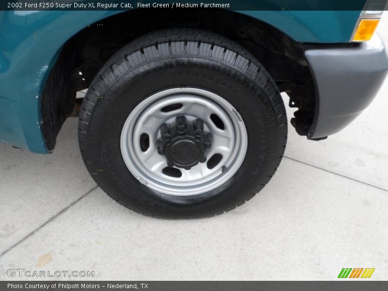 Fleet Green / Medium Parchment 2002 Ford F250 Super Duty XL Regular Cab