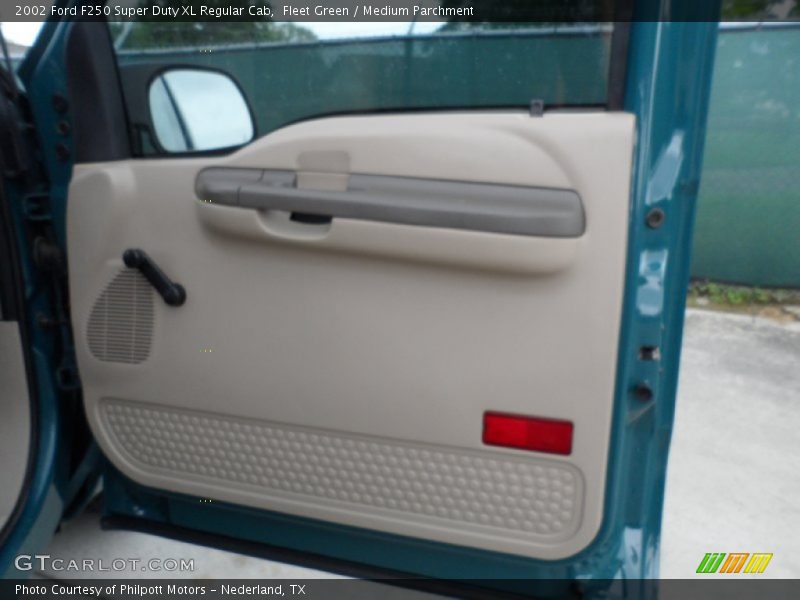 Fleet Green / Medium Parchment 2002 Ford F250 Super Duty XL Regular Cab