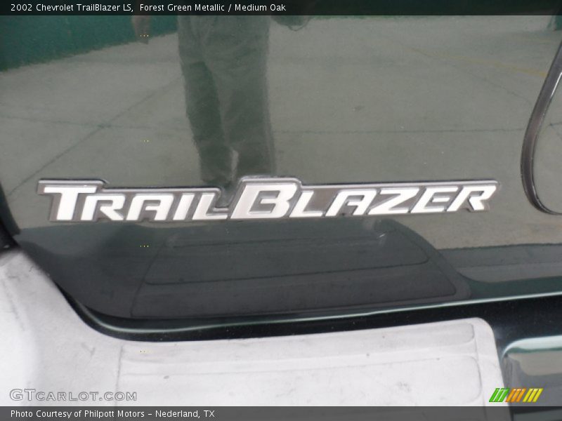 Forest Green Metallic / Medium Oak 2002 Chevrolet TrailBlazer LS