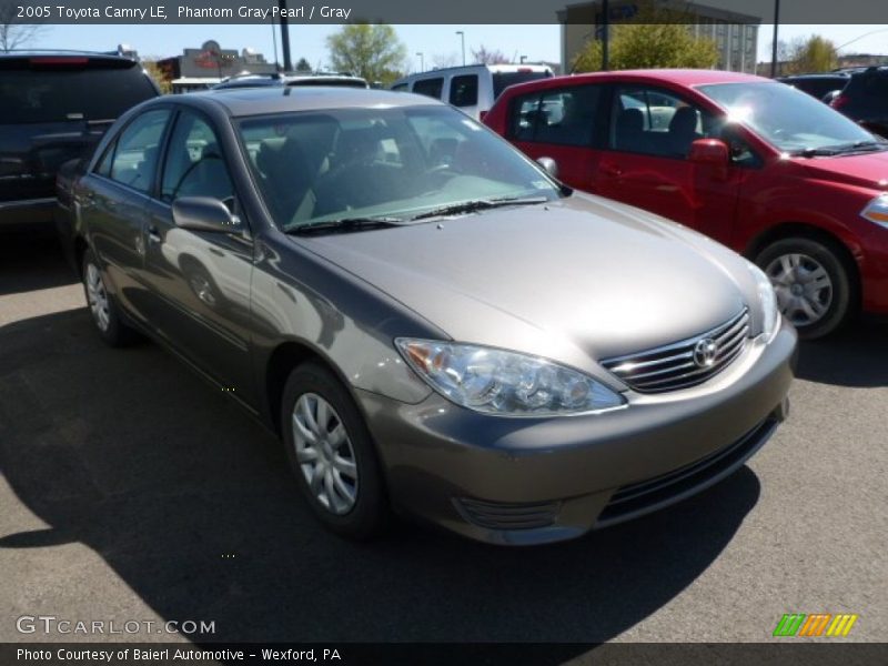 Phantom Gray Pearl / Gray 2005 Toyota Camry LE