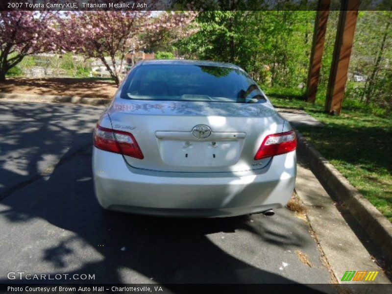 Titanium Metallic / Ash 2007 Toyota Camry XLE