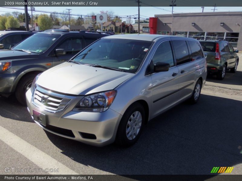 Silver Pearl Metallic / Gray 2009 Honda Odyssey LX