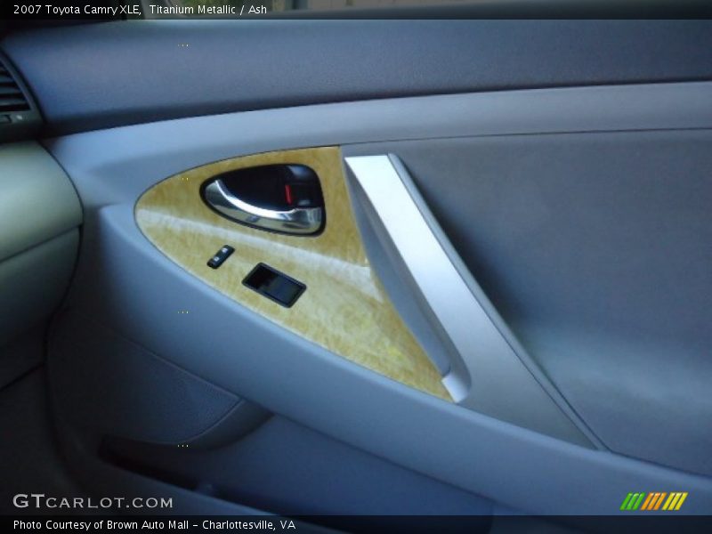 Titanium Metallic / Ash 2007 Toyota Camry XLE