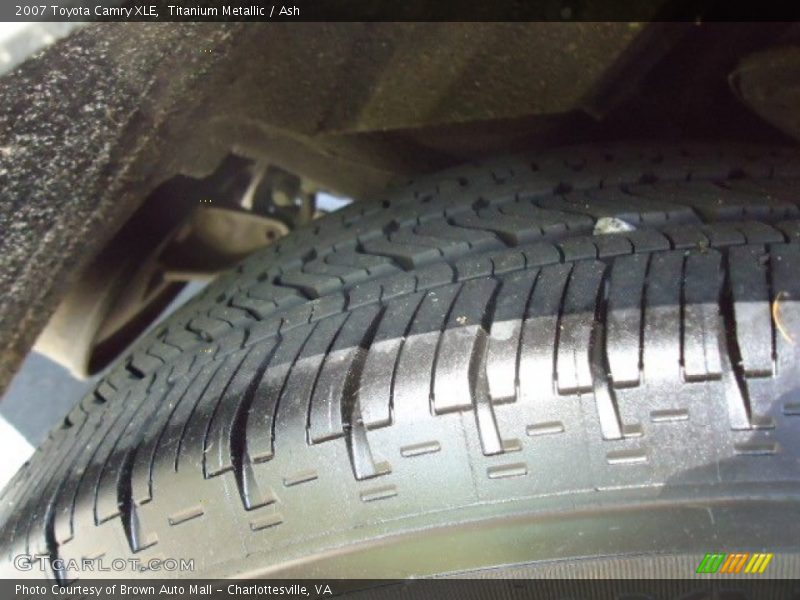 Titanium Metallic / Ash 2007 Toyota Camry XLE