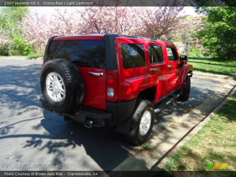 Victory Red / Light Cashmere 2007 Hummer H3 X