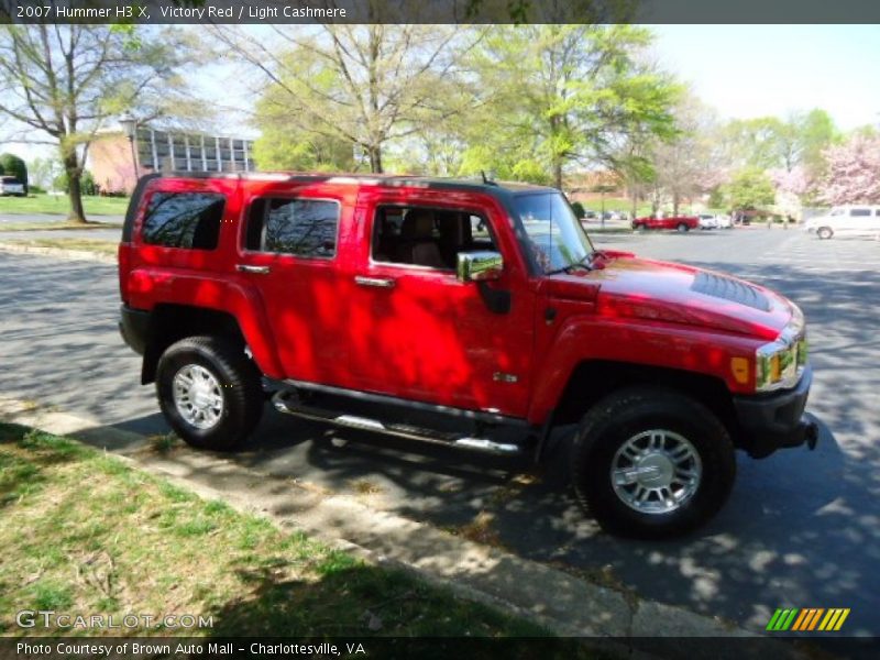 Victory Red / Light Cashmere 2007 Hummer H3 X