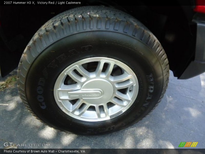 Victory Red / Light Cashmere 2007 Hummer H3 X