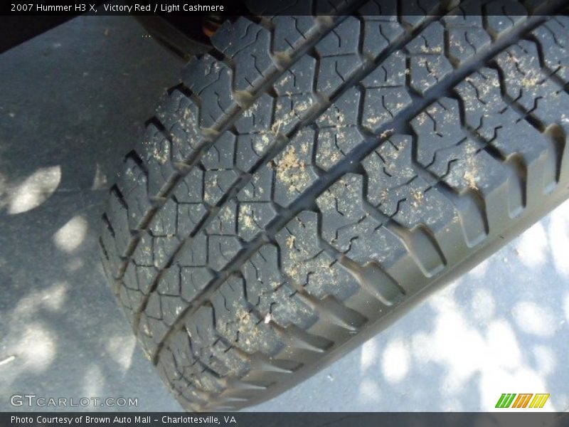 Victory Red / Light Cashmere 2007 Hummer H3 X