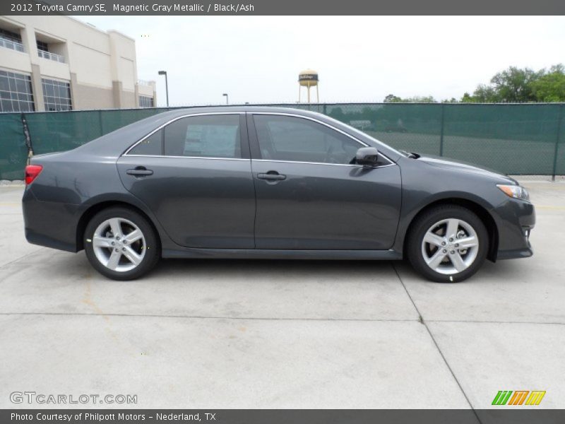 Magnetic Gray Metallic / Black/Ash 2012 Toyota Camry SE