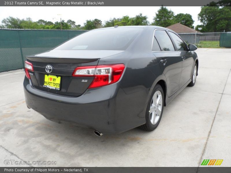 Magnetic Gray Metallic / Black/Ash 2012 Toyota Camry SE