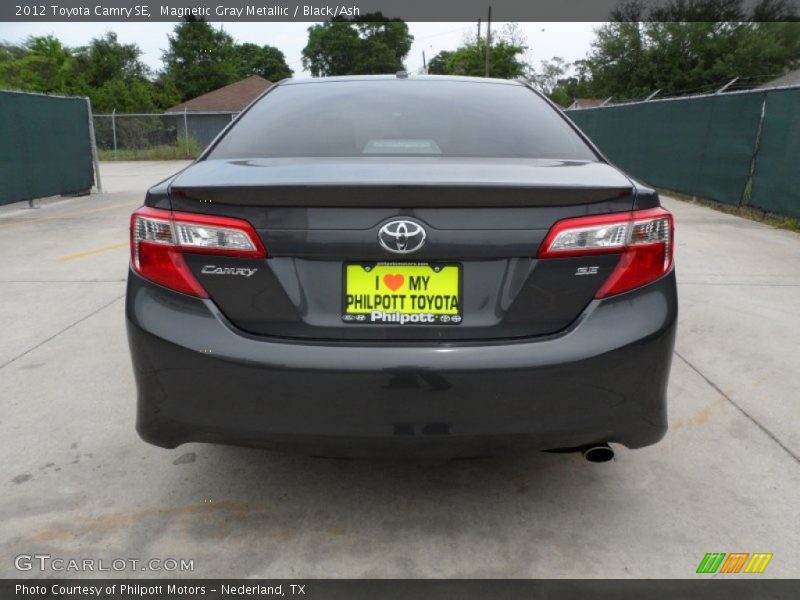 Magnetic Gray Metallic / Black/Ash 2012 Toyota Camry SE