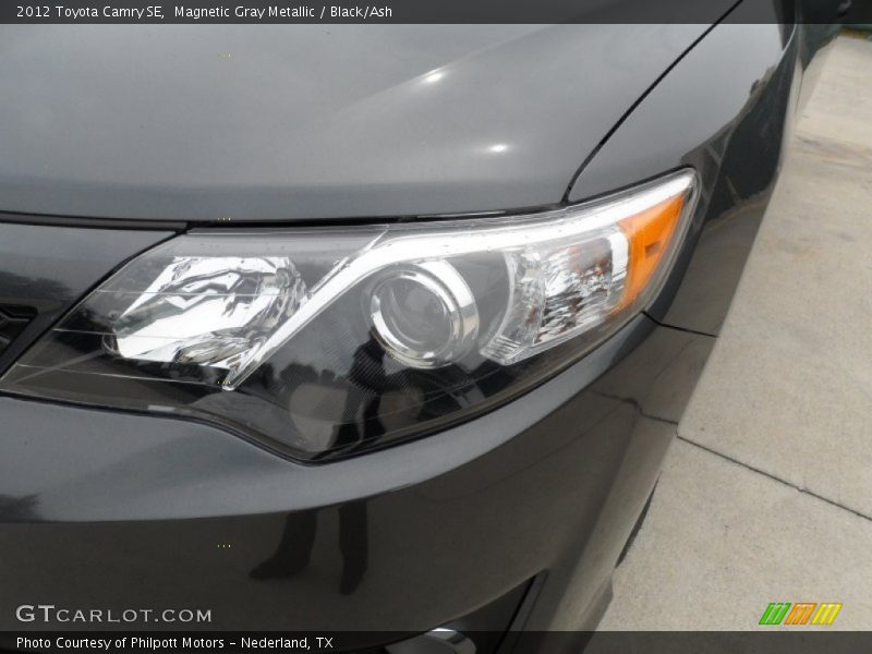Magnetic Gray Metallic / Black/Ash 2012 Toyota Camry SE