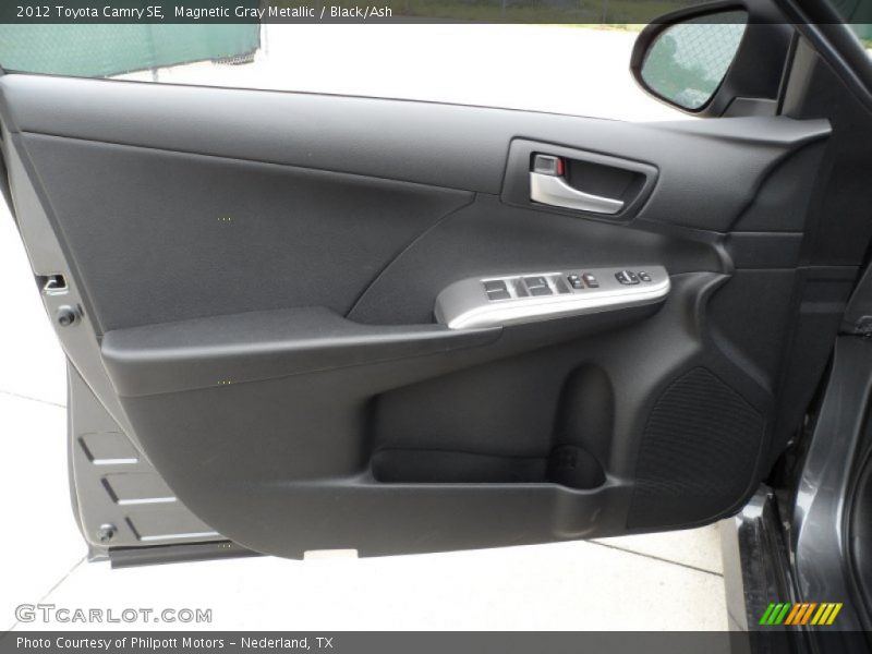 Magnetic Gray Metallic / Black/Ash 2012 Toyota Camry SE