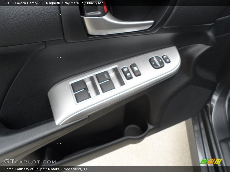 Magnetic Gray Metallic / Black/Ash 2012 Toyota Camry SE