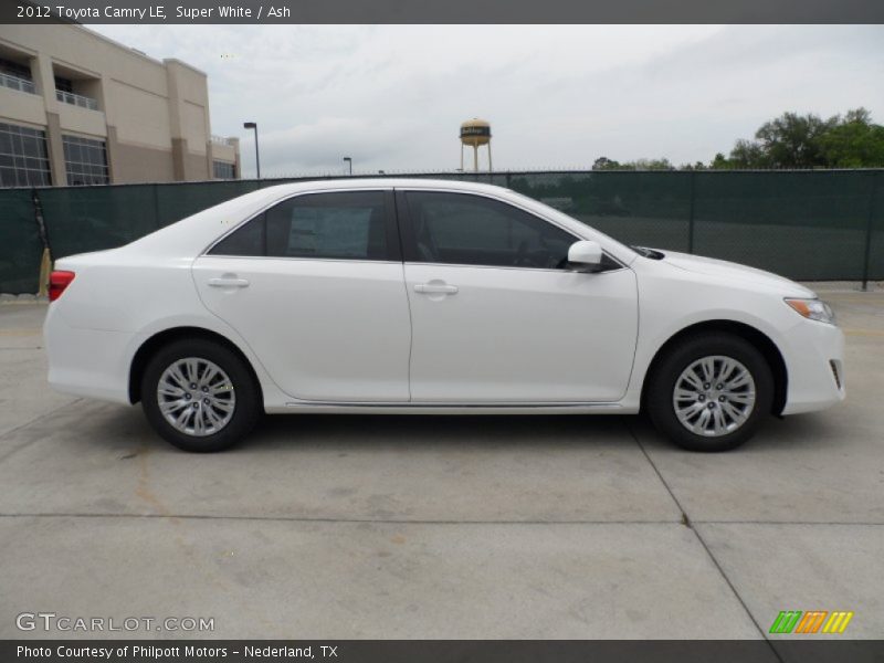 Super White / Ash 2012 Toyota Camry LE