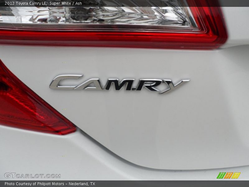Super White / Ash 2012 Toyota Camry LE