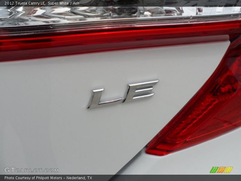 Super White / Ash 2012 Toyota Camry LE
