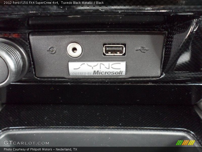 Tuxedo Black Metallic / Black 2012 Ford F150 FX4 SuperCrew 4x4