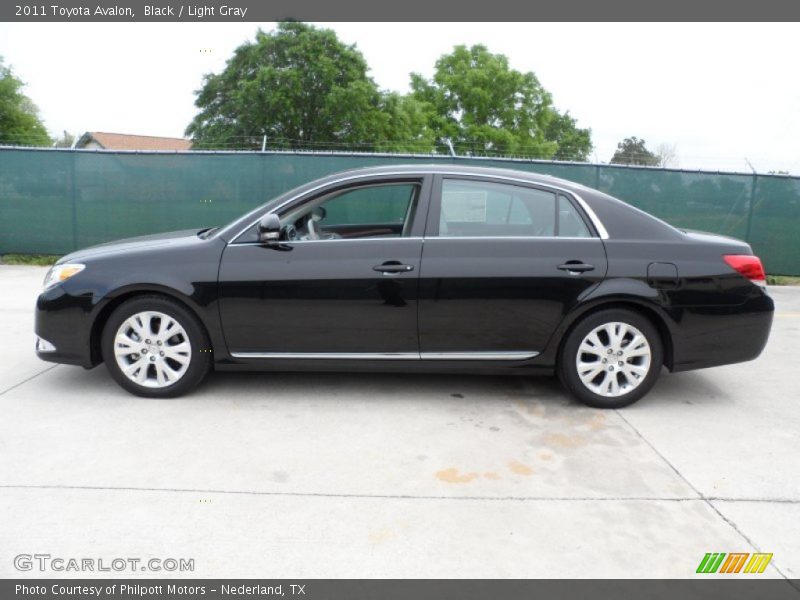 Black / Light Gray 2011 Toyota Avalon