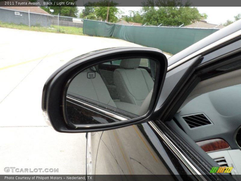 Black / Light Gray 2011 Toyota Avalon